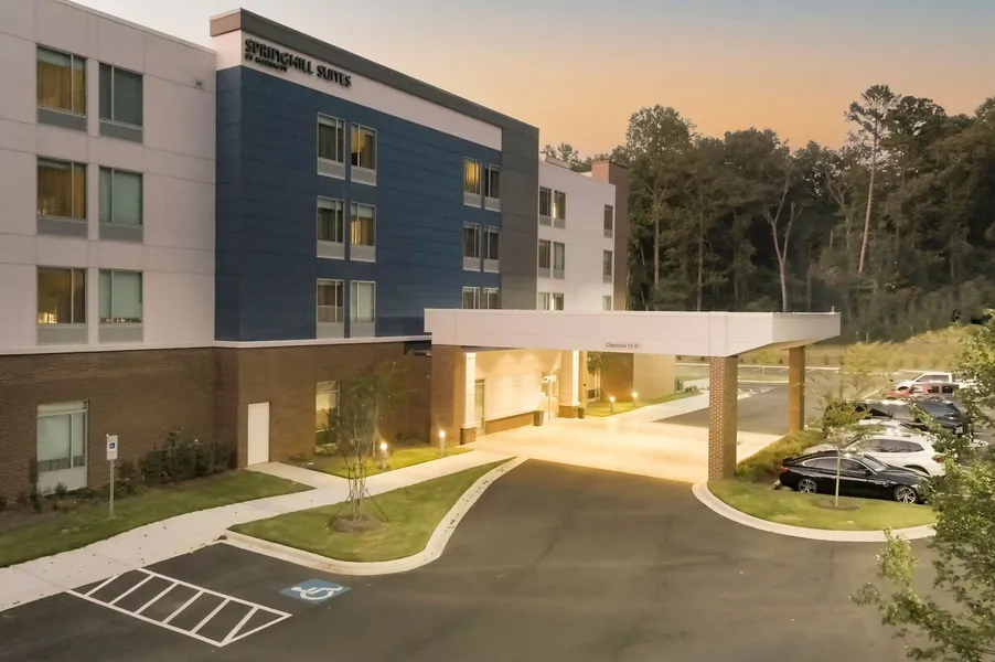 SpringHill Suites by Marriott Charlotte Huntersville hotel detail image 2