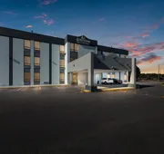 HomeTowne Studios By Red Roof Newport News – Hampton West hotel detail image 5