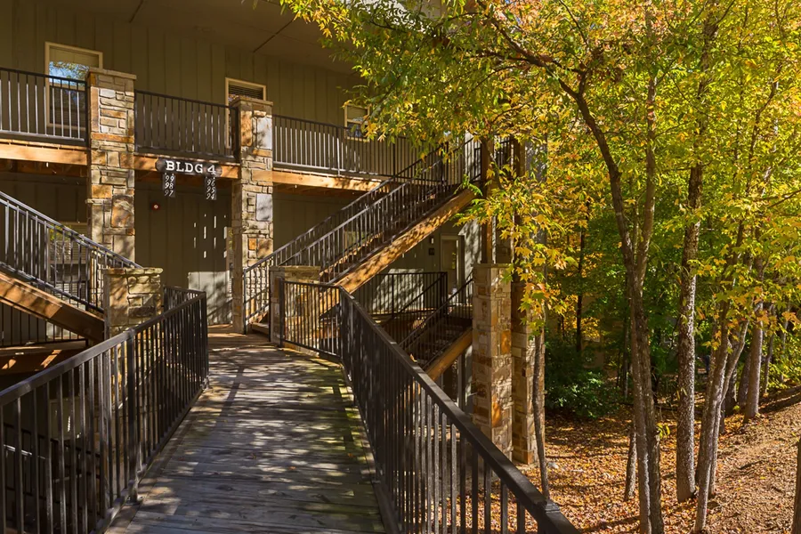 Los Lagos at Hot Springs Village a Ramada by Wyndham hotel detail image 2