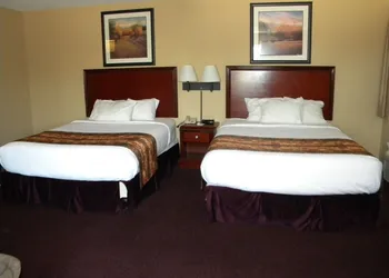 Pocahontas Inn & Suites hotel thumbnail 4