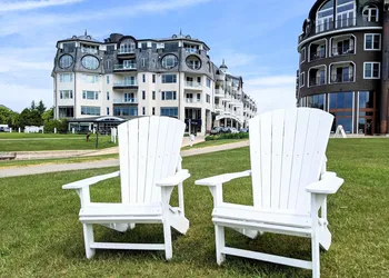 Village Suites Bay Harbor hotel thumbnail 3