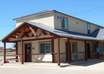 Winterton Suites hotel thumbnail 2