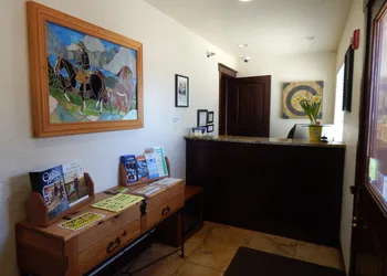 Winterton Suites hotel thumbnail 8