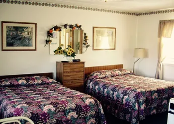 Lakeview Motel and Apartments hotel thumbnail 5
