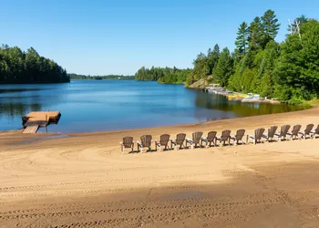 Pourvoirie du Lac Blanc hotel thumbnail 3