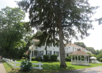 ShoreWay Acres Inn & Cape Cod Lodging hotel thumbnail 3