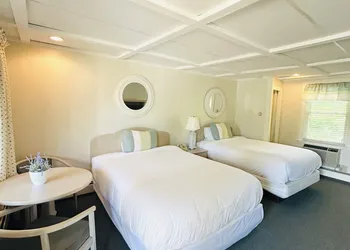 ShoreWay Acres Inn & Cape Cod Lodging hotel thumbnail 8