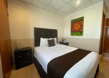 El Regio Hotel hotel thumbnail 8