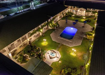 Quinta Dorada Hotel and Suites hotel thumbnail 3