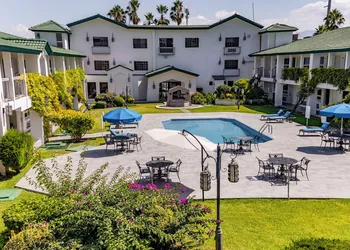Quinta Dorada Hotel and Suites hotel thumbnail 4