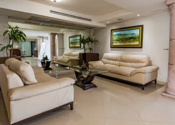Quinta Dorada Hotel and Suites hotel thumbnail 8