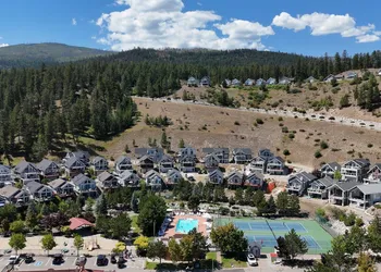 La Casa Lakeside Resort hotel thumbnail 6