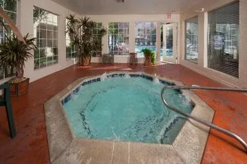 Holiday Inn Club Vacations Ozark Mountain hotel detail image 2