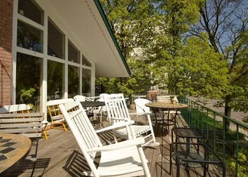 Ann Arbor B&B Inn hotel thumbnail 4