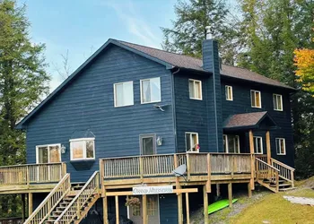 Sunny Point Resort Inn hotel thumbnail 3