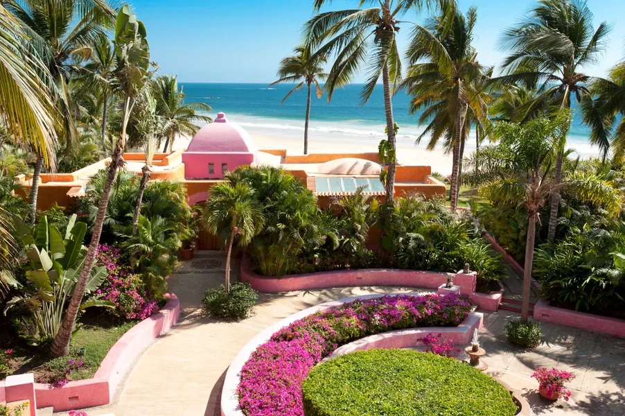 Las Alamandas hotel detail image 2