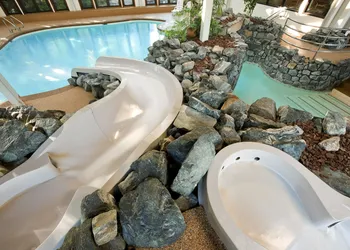 The Summit Resort hotel thumbnail 3