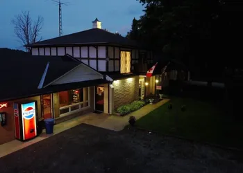 Key Motel hotel thumbnail 2