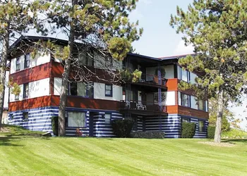 Otsego Resort hotel thumbnail 6
