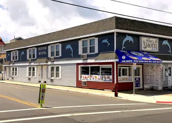 Buoy16 Motel hotel thumbnail 6