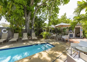 Andrews Inn & Garden Cottages hotel thumbnail 2