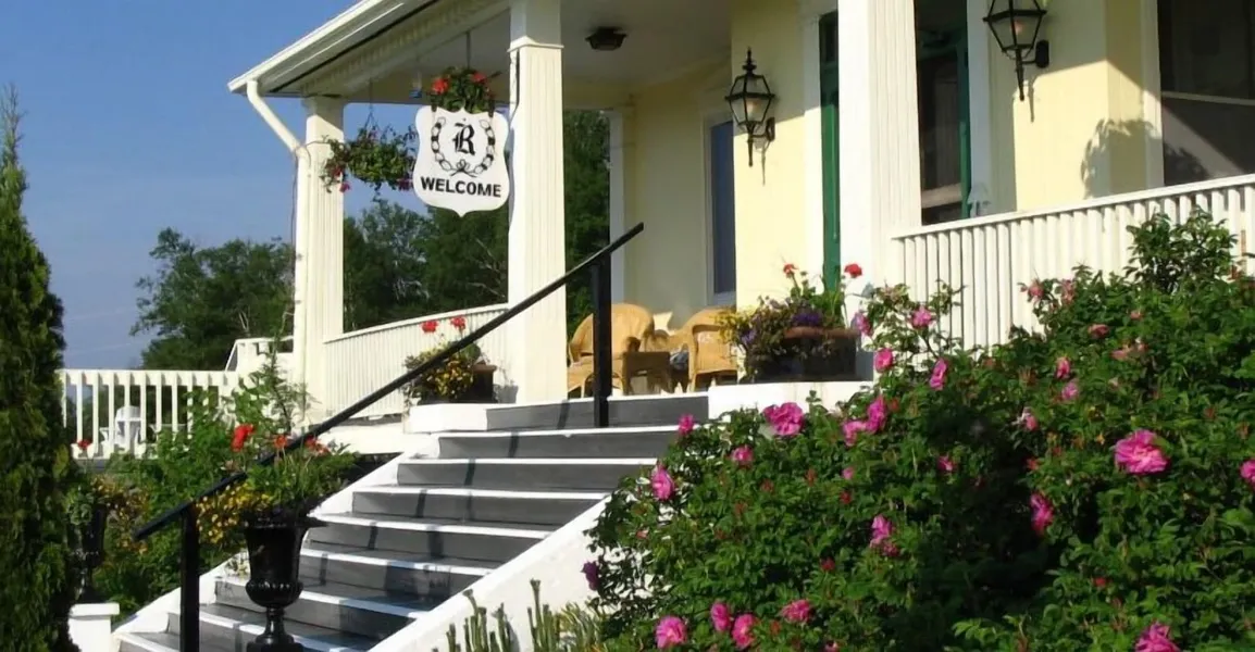 Rossmount Inn hotel detail image 2