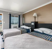 Boardwalk Hotel Charlee & Beach House Rentals hotel detail image 4
