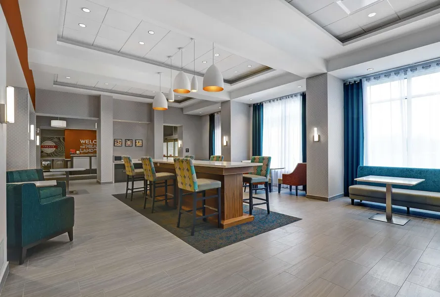 Hampton Inn & Suites by Hilton Belleville hotel detail image 6