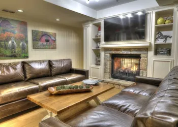 Lodge at Five Oaks Pigeon Forge - Sevierville hotel thumbnail 6
