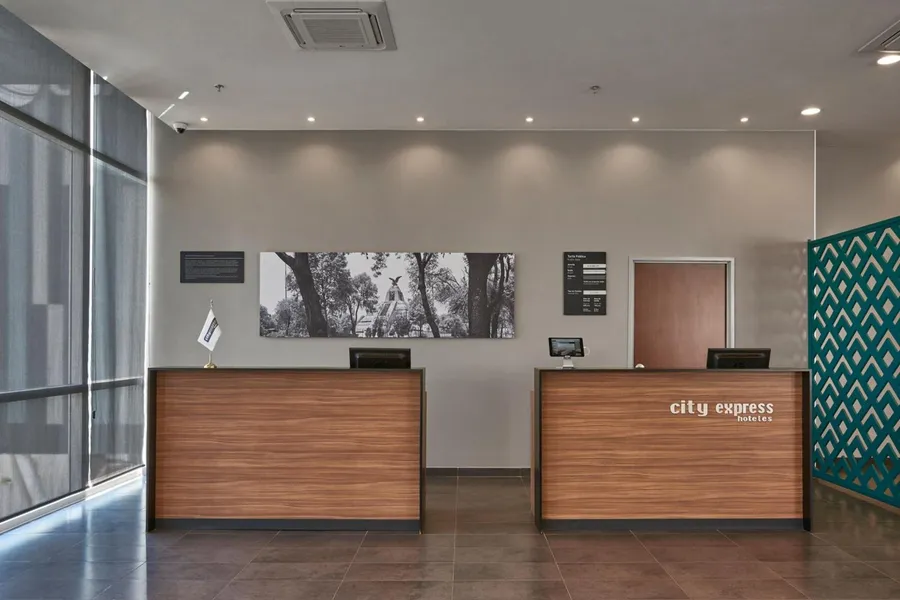 City Express by Marriott Ciudad De México La Raza hotel detail image 2