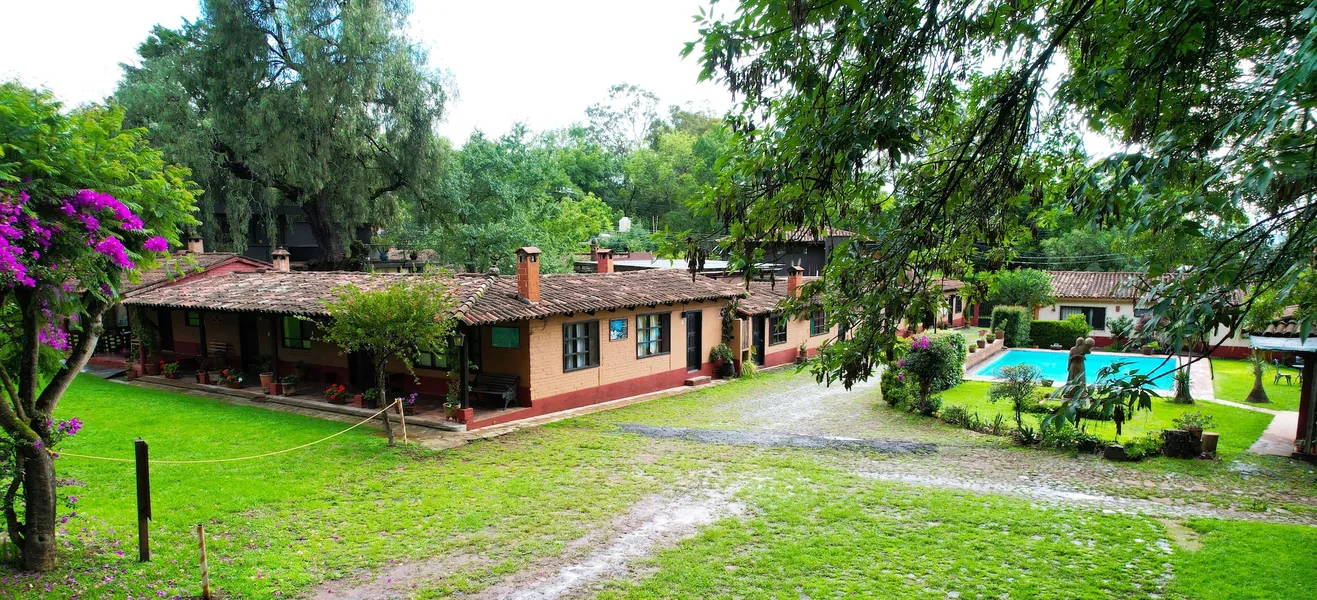 Villa Patzcuaro Garden Hotel & RV Park hotel detail image 6