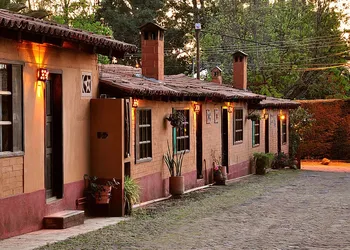 Villa Patzcuaro Garden Hotel & RV Park hotel thumbnail 7