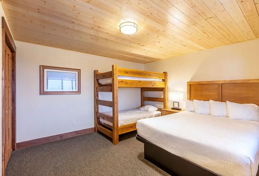 Eagle Ridge Resort at Lutsen Mountains hotel detail image 6