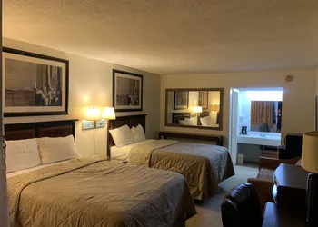 American Inn and Suites hotel thumbnail 5