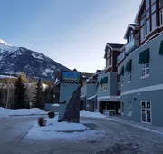 Sunset Resorts Canmore and Spa hotel detail image 3