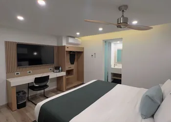 Hotel Pacific hotel thumbnail 5
