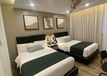 Hotel Pacific hotel thumbnail 7