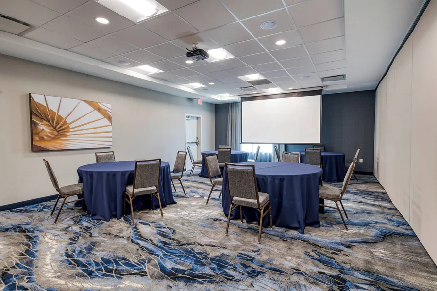 Fairfield Inn & Suites by Marriott Charlotte Belmont hotel detail image 6