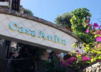 Casa Anita & Corona del Mar hotel thumbnail 6