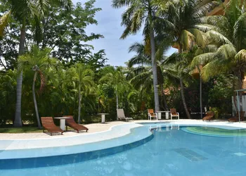 Hotel Plaza Huatulco Bungalows hotel thumbnail 4