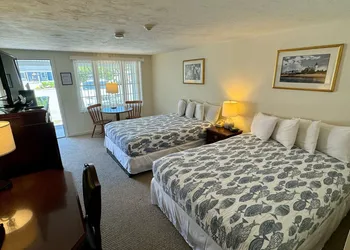 Craigville Beach Inn hotel thumbnail 8
