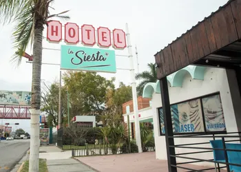 Hotel La Siesta hotel thumbnail 4