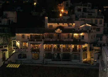 Hotel Mi Casita hotel thumbnail 3