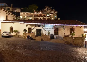 Hotel Mi Casita hotel thumbnail 4
