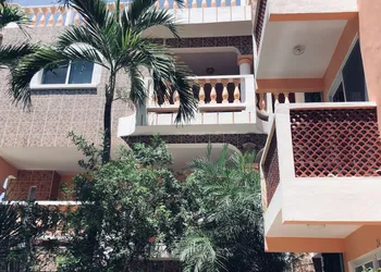 Francis Arlene - Adults Only hotel thumbnail 4