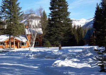 Smoky Bear Ranch Bed & Breakfast & Cabins hotel thumbnail 3