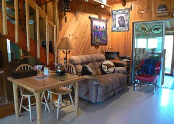 Smoky Bear Ranch Bed & Breakfast & Cabins hotel thumbnail 5