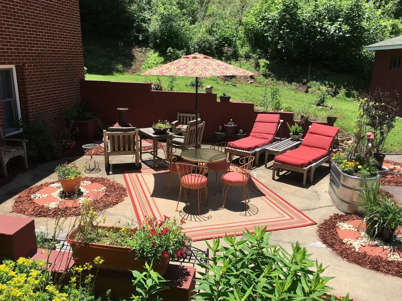 The Ashe Farm Bed & Breakfast hotel detail image 2