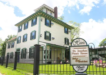 Jonathan Pitney House hotel thumbnail 2