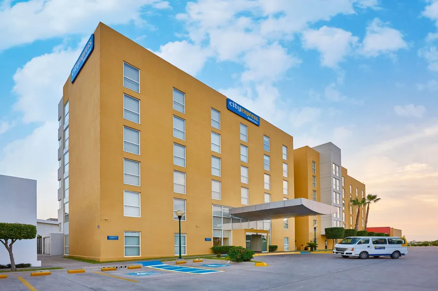 City Express by Marriott Culiacán hotel detail image 2